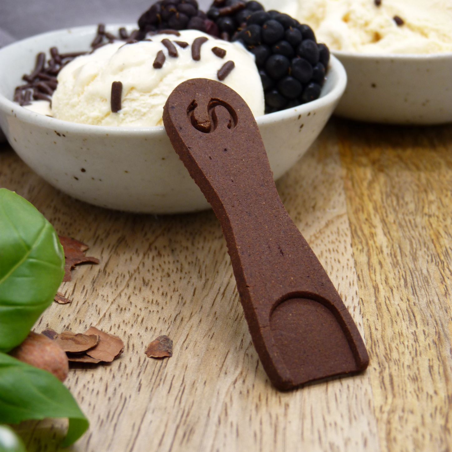 Edible Chocolate Dessert Spoon - Edibles